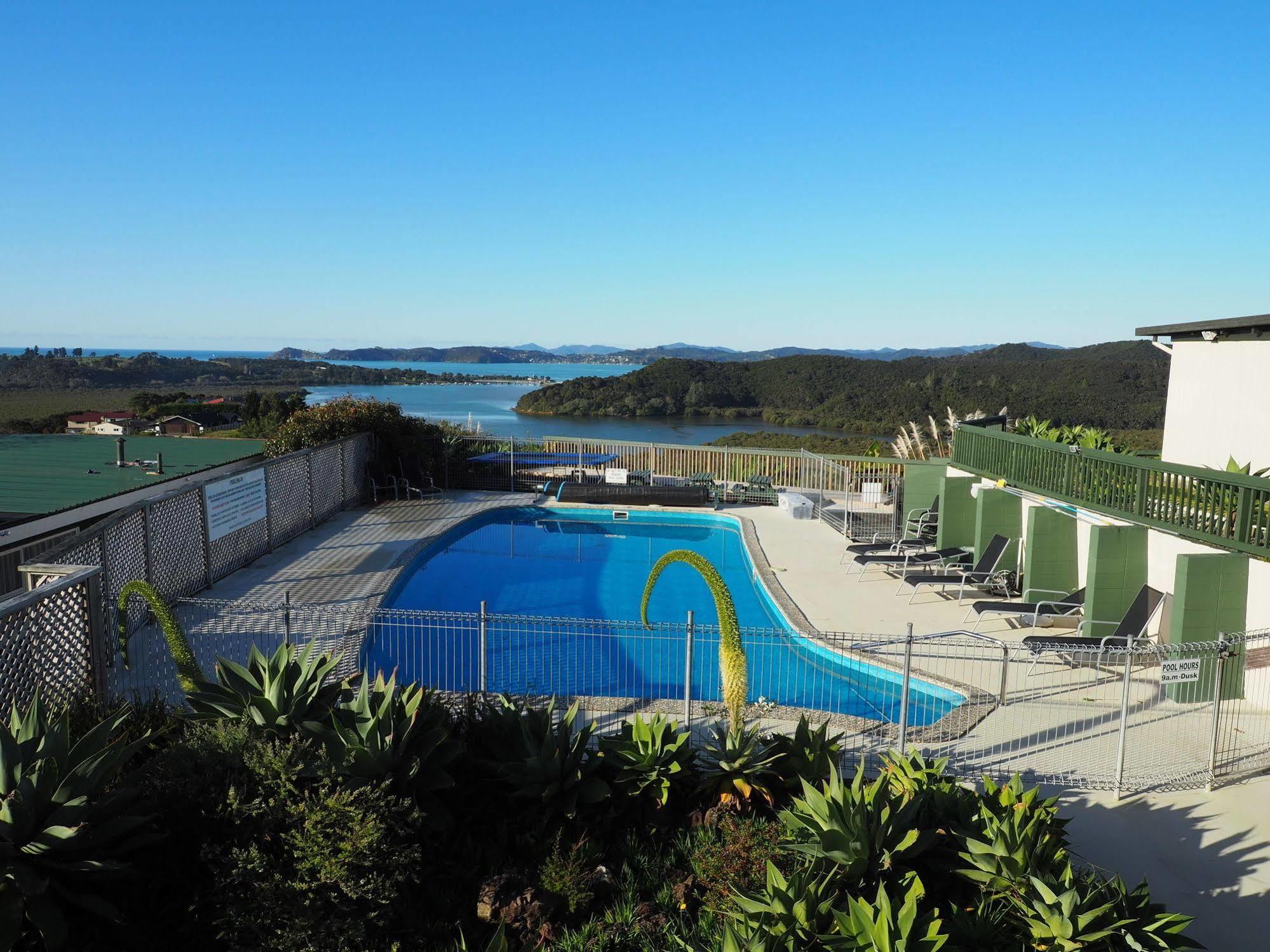 Cook'S Lookout Motel Paihia Esterno foto