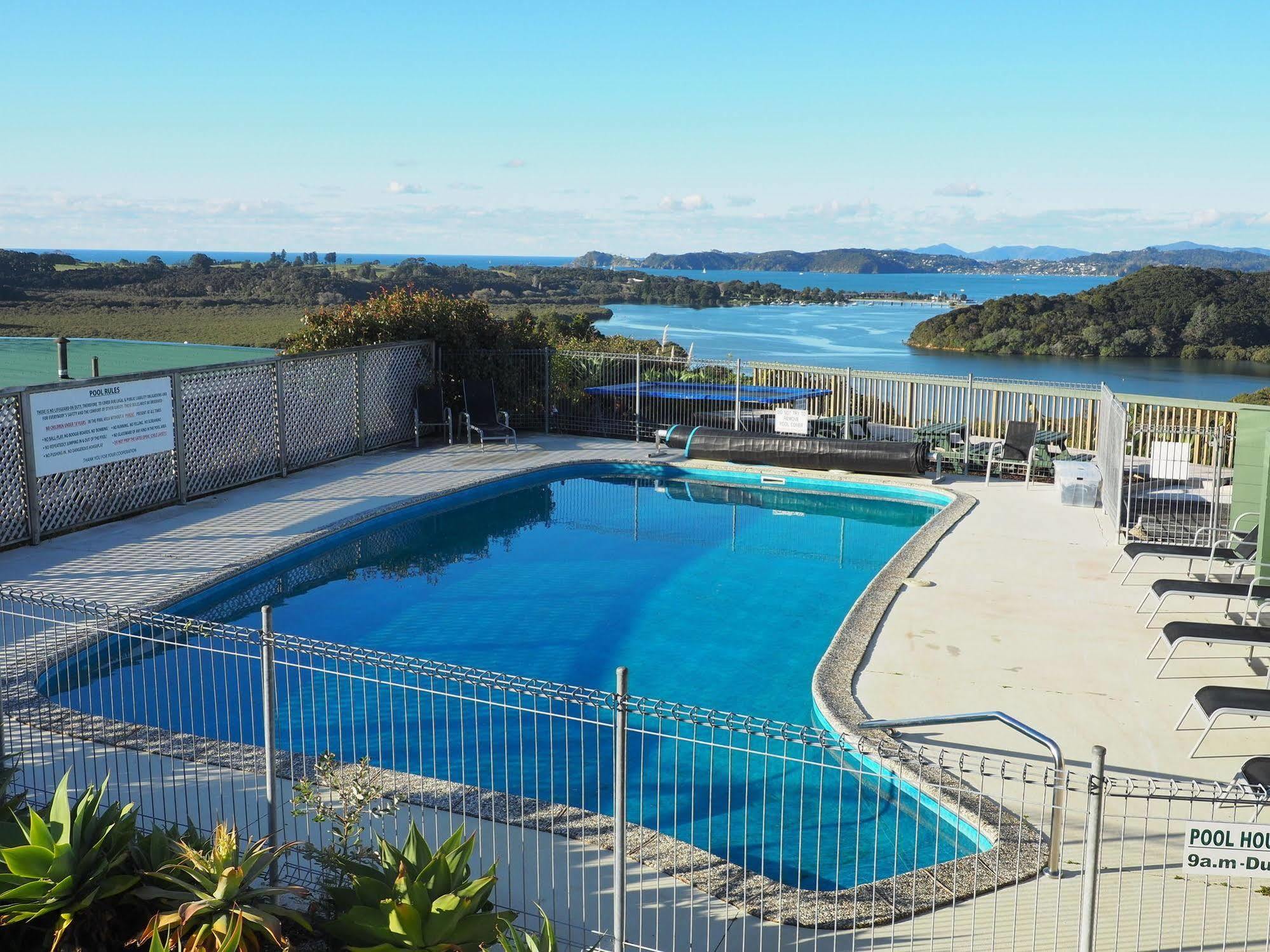 Cook'S Lookout Motel Paihia Esterno foto